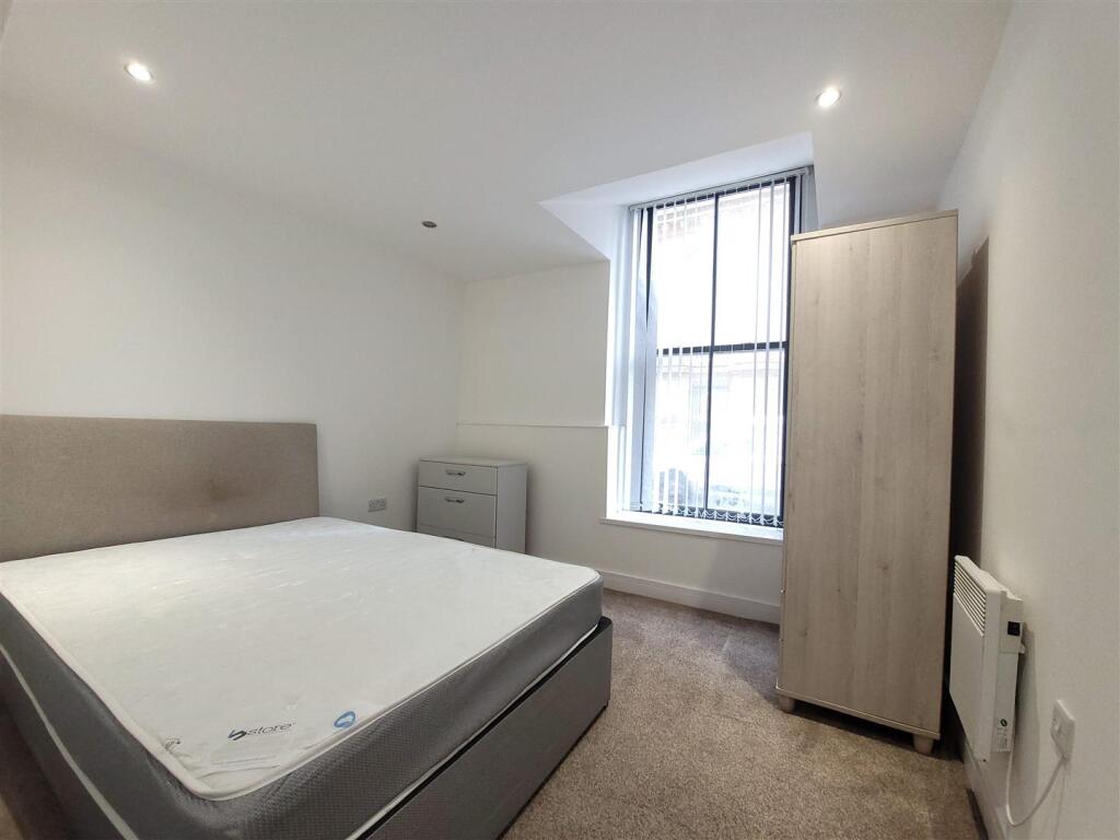 Additional image 4 of Flat 10 , law Russell House , 63 Vicar Lane, Bradford