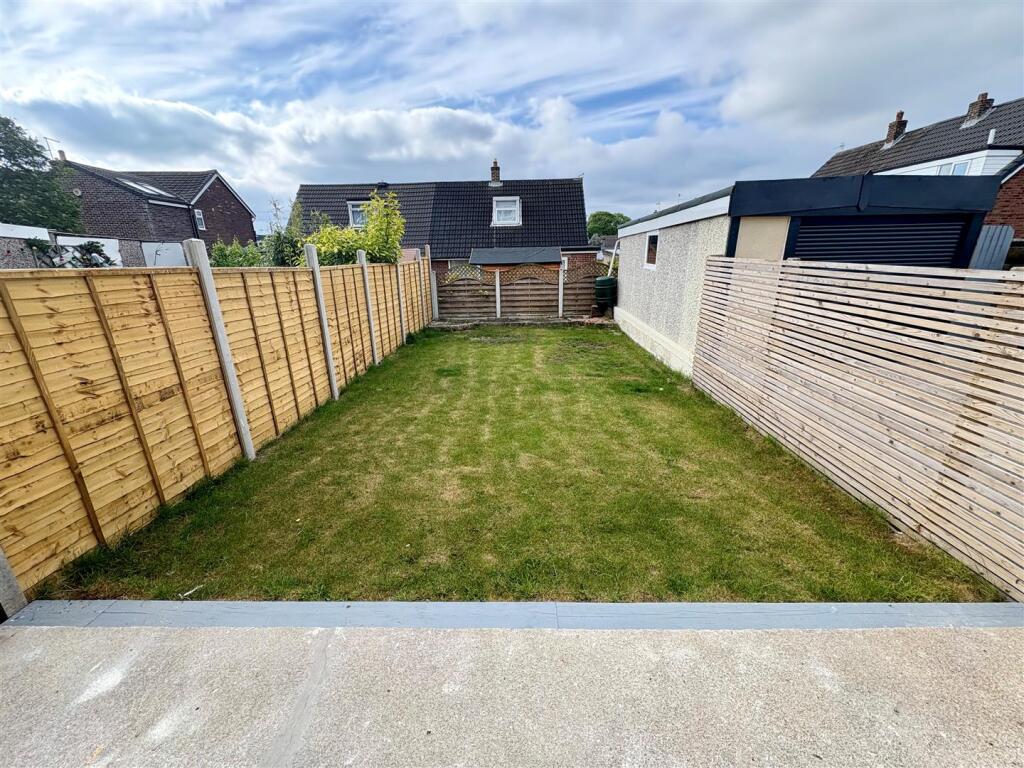 Additional image 15 of Greenacre Close, Wyke, Bradford