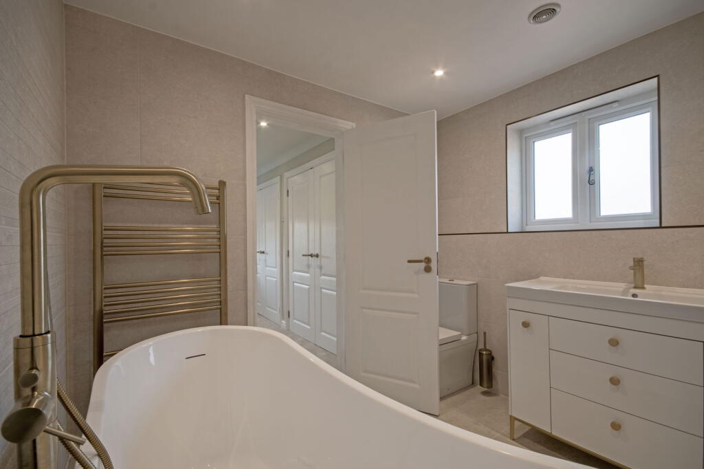 Additional image 42 of Henley Road, Henley-in-arden, B95 5NN