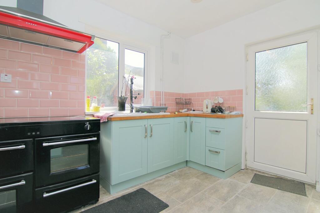 Additional image 4 of Hollin Lane, Shipley, BD18