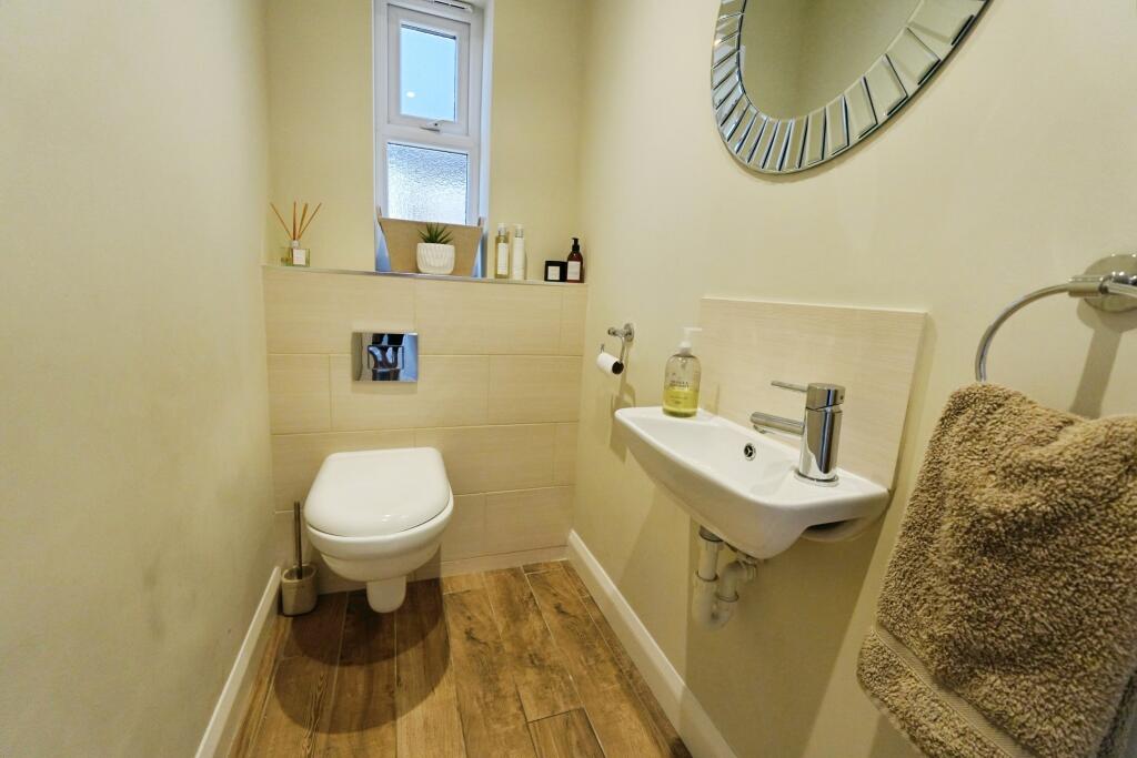 Additional image 7 of Holt Gardens, Studley, B80