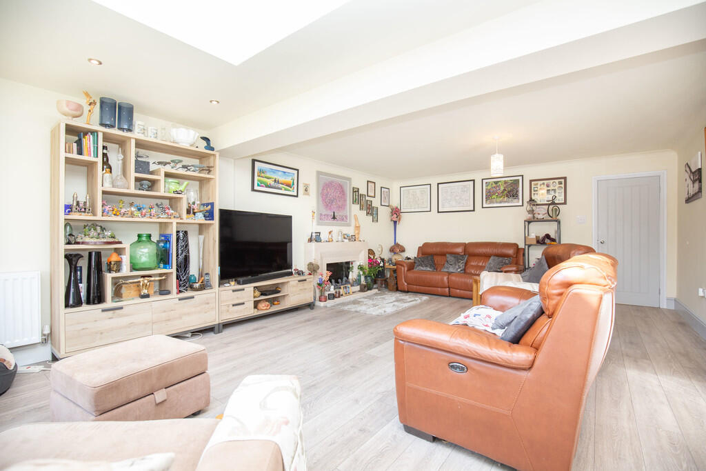 Additional image 11 of Shannon, Tamworth