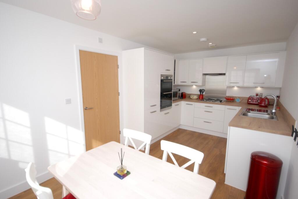 Additional image 4 of Wells