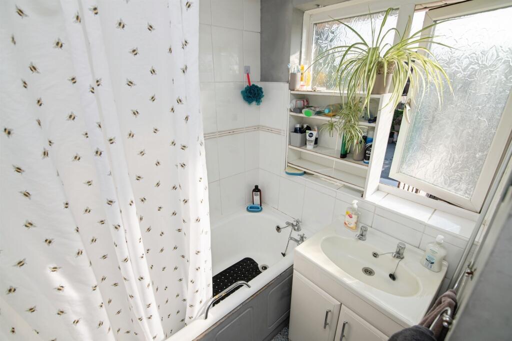 Additional image 15 of Gordon Avenue, West Bromwich