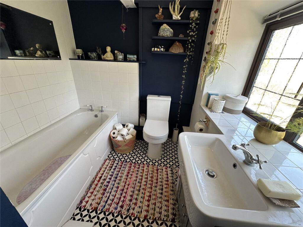 Additional image 19 of Holywell, East Coker, Yeovil, Somerset, BA22