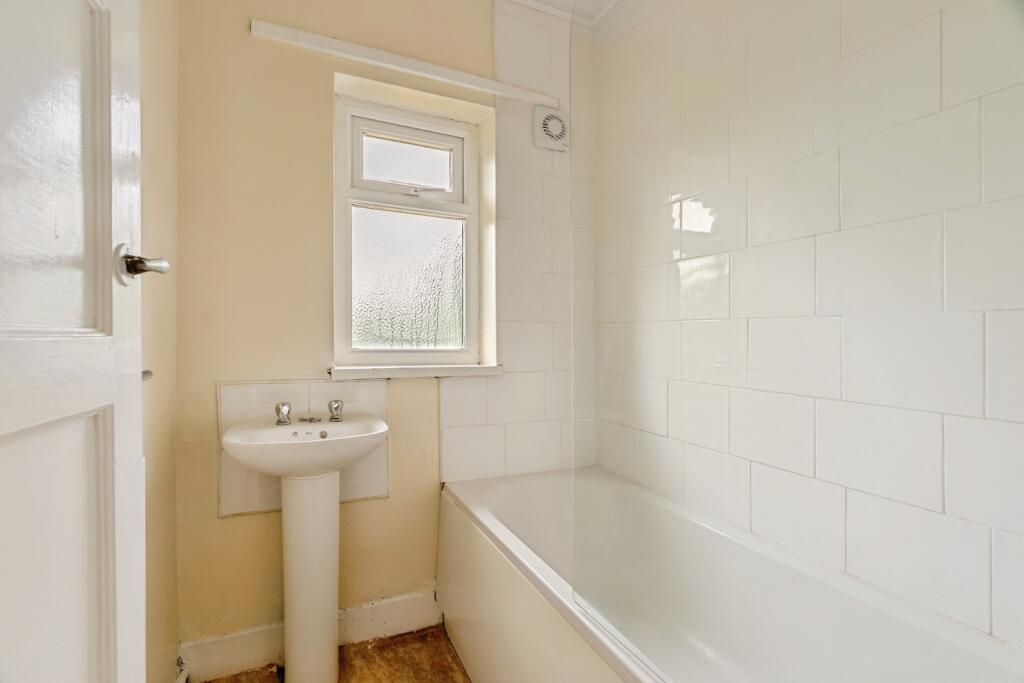 Additional image 14 of Wycoller Avenue, Burnley, Lancashire, BB10