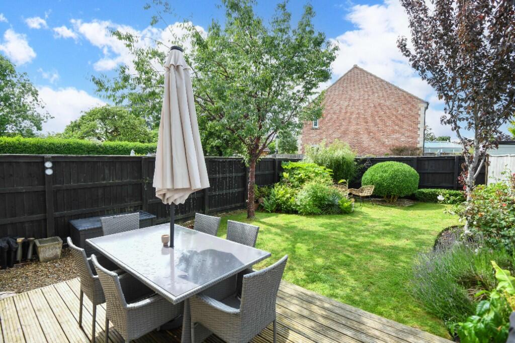 Additional image 18 of The Street, Holt