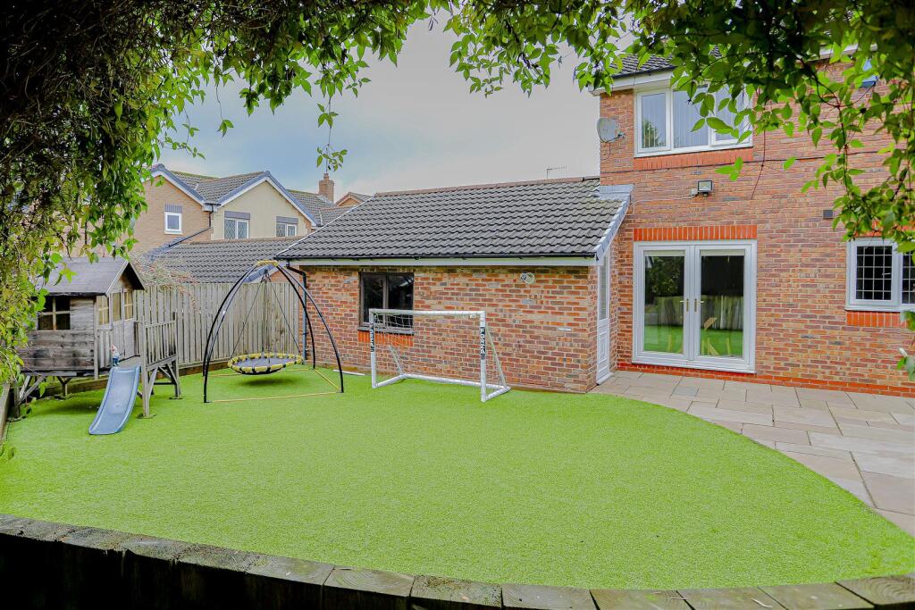 Additional image 39 of Heron Close, Blackburn