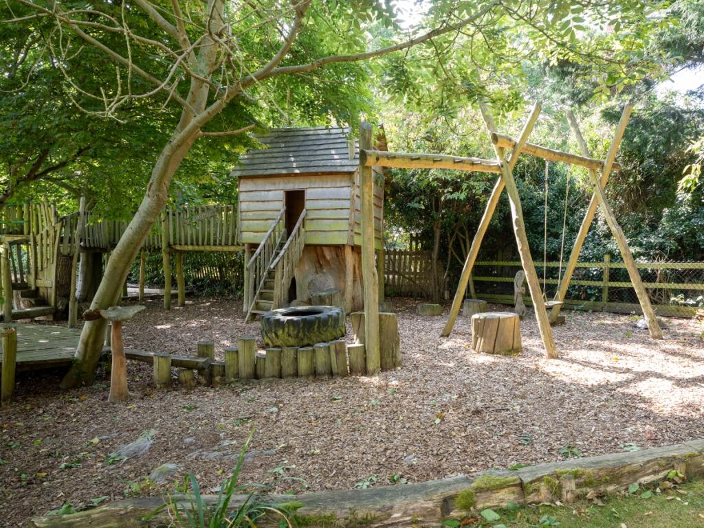 Additional image 15 of Church Bank, Alcester, B49