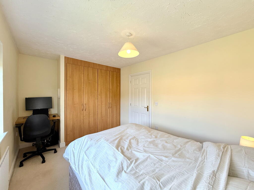 Additional image 9 of Finmere Way, Shirley