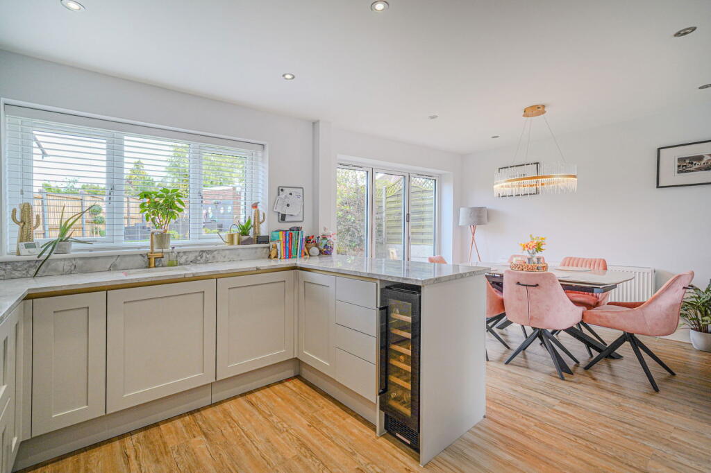 Additional image 44 of Peterbrook Road, Shirley