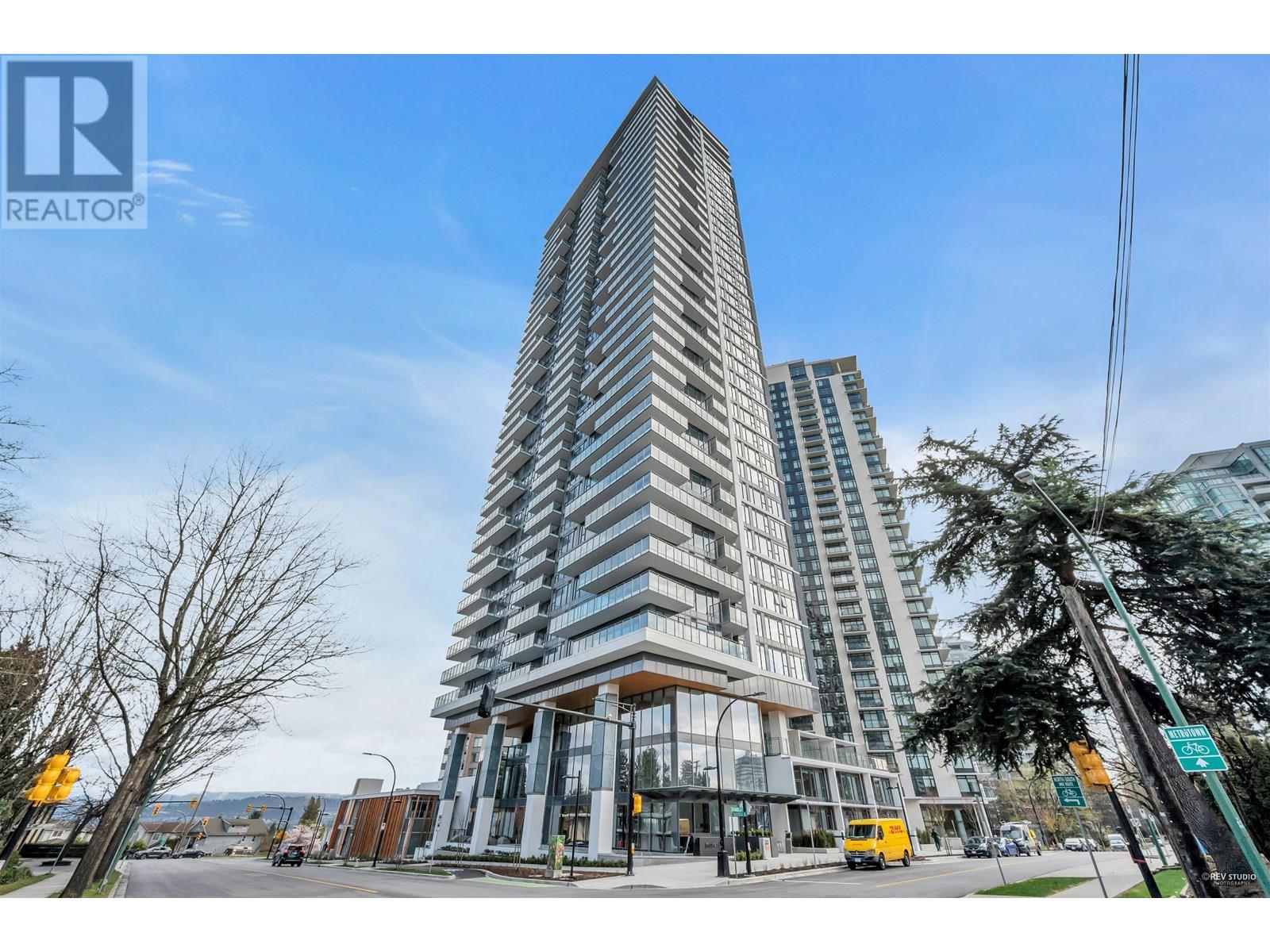 2707 4711 HAZEL STREET|Burnaby, British Columbia V5H0J9
