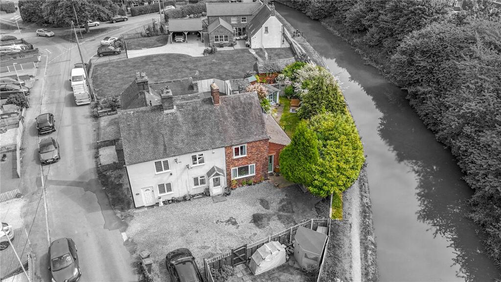 Tamworth Road, Amington, Tamworth, Staffordshire, B77