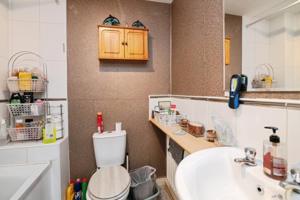 Additional image 10 of Macdonald Close, Tividale, Oldbury, B69