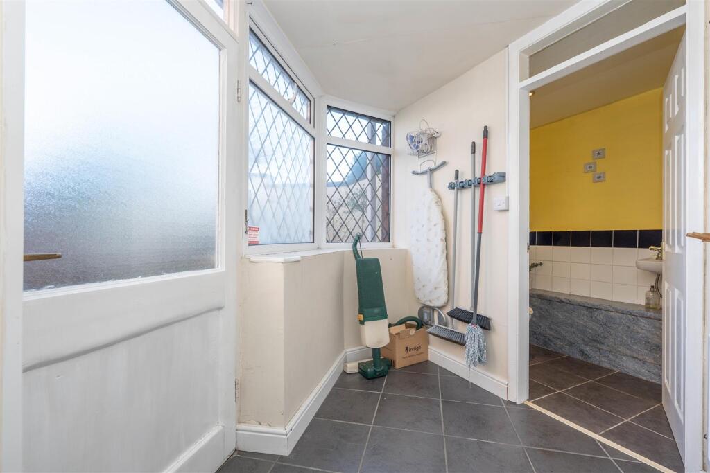 Additional image 23 of Henley Street, Alcester