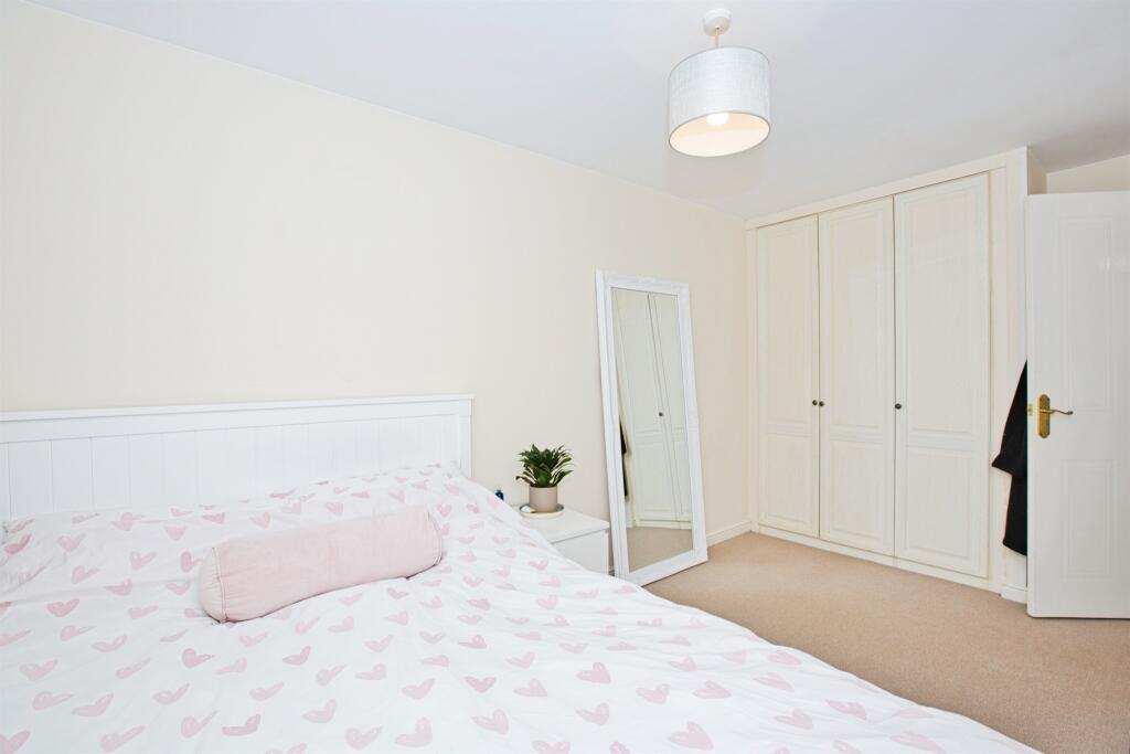 Additional image 4 of College Green, Yeovil