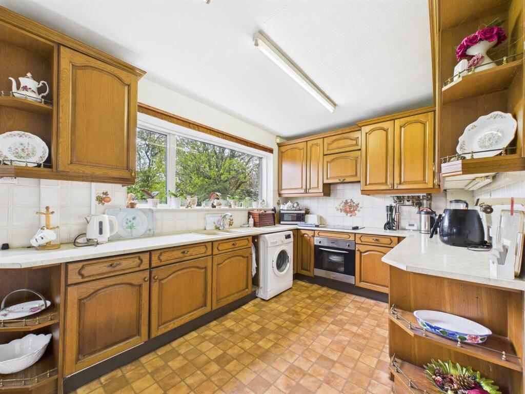 Additional image 5 of Shay Lane, Wilsden, Bradford