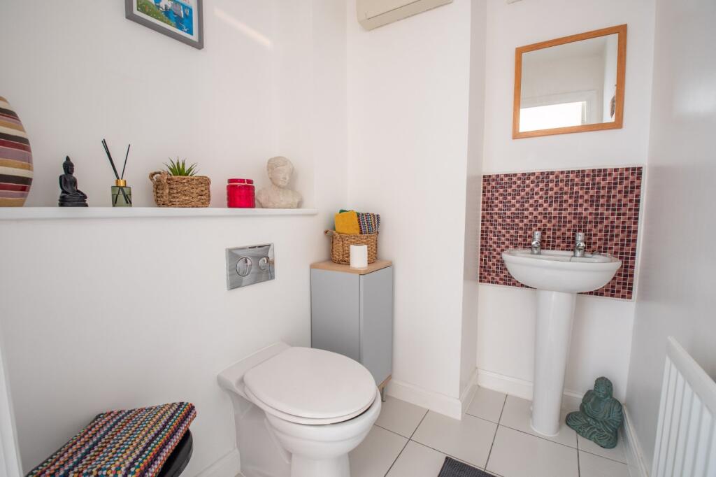 Additional image 18 of Cowslip Close, Catshill, Bromsgrove, Worcestershire, B61