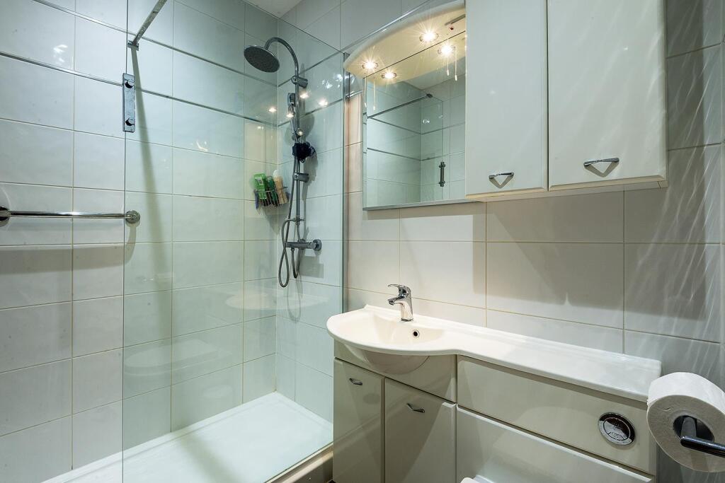 Additional image 18 of Broad Oaks, Chessetts Wood Road, Lapworth