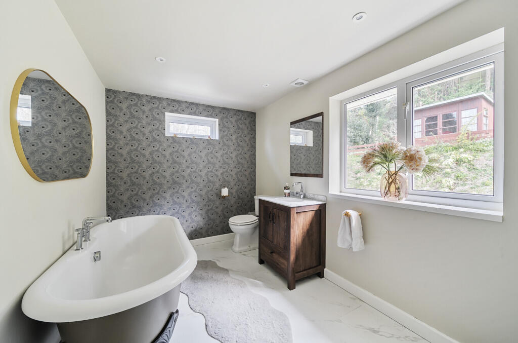 Additional image 14 of Hamlyn Road, Glastonbury, BA6