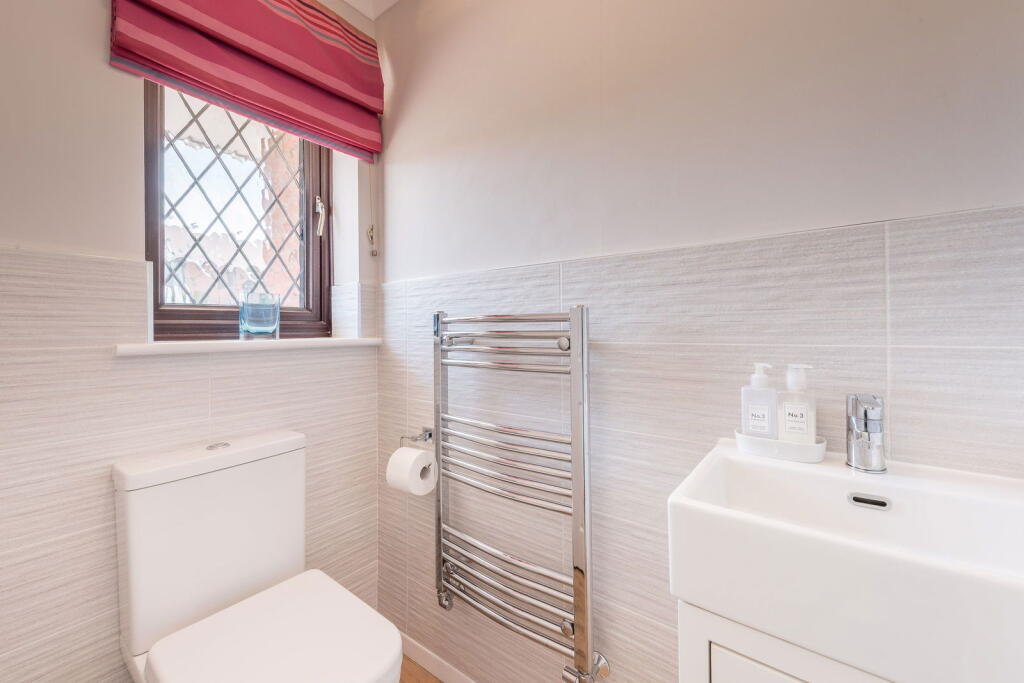 Additional image 12 of Foxlands Drive, Sutton Coldfield, B72 1YZ