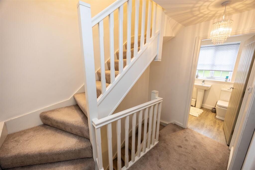 Additional image 17 of Cleckheaton Road, Low Moor, Bradford