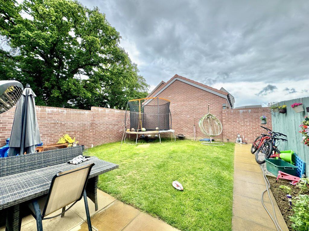 Additional image 10 of Hawkfinch Drive, Yeovil, Somerset, BA22