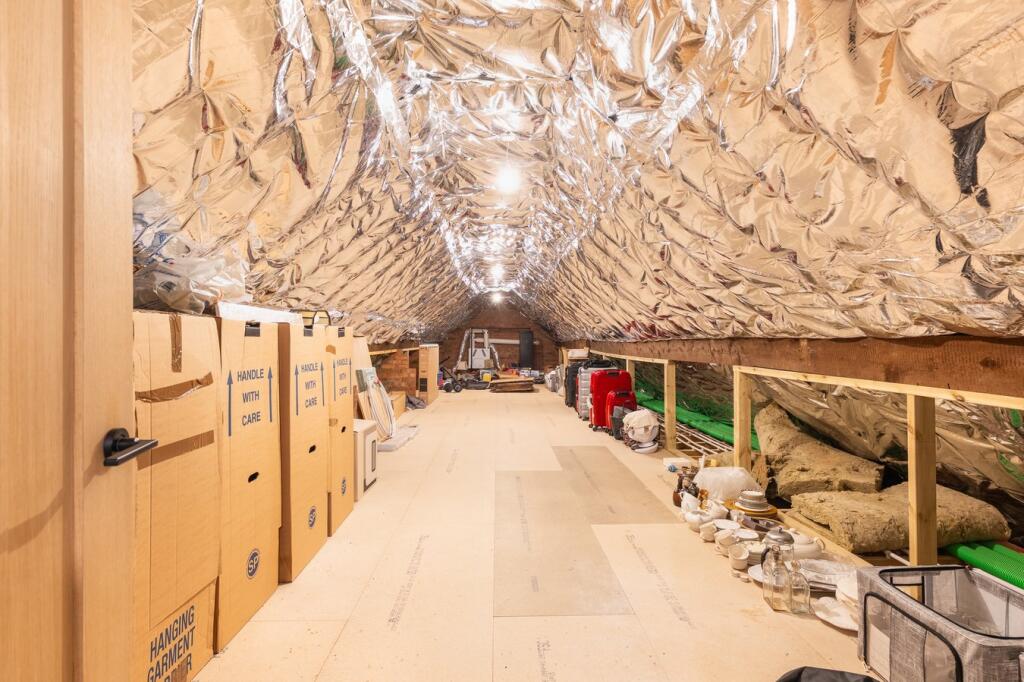 Additional image 32 of High Street, Henley in Arden, Warwickshire, B95