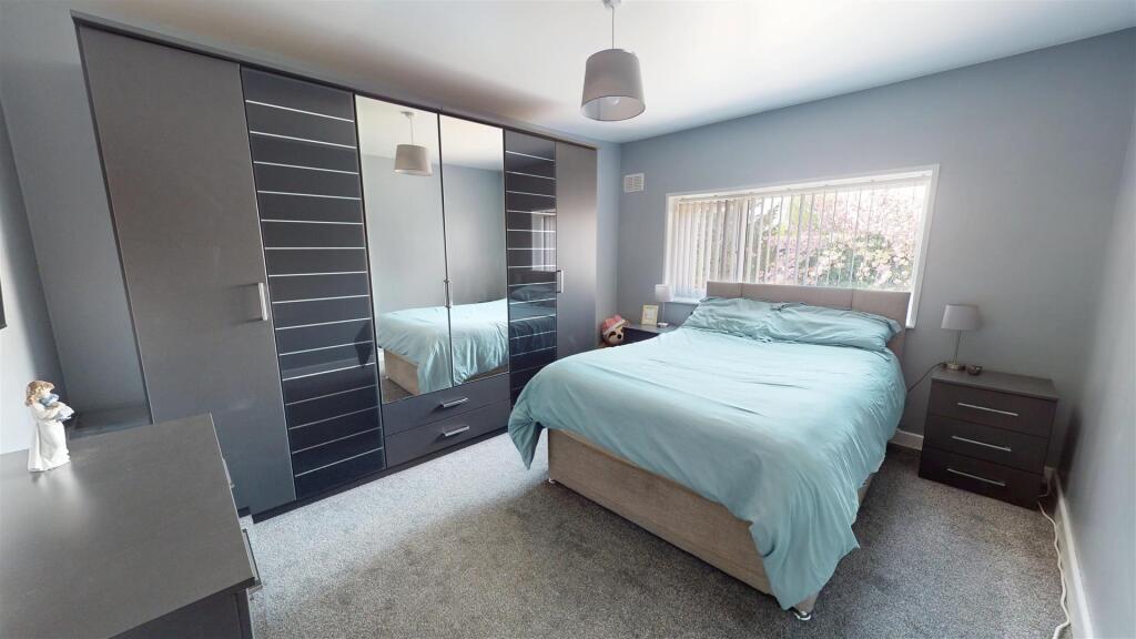 Additional image 8 of Glenaire Drive, Baildon