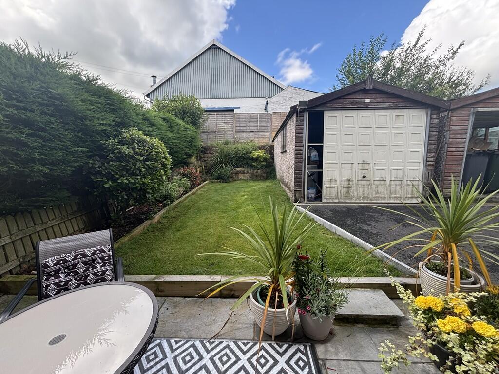 Additional image 27 of Oxford Street, Clayton, Bradford