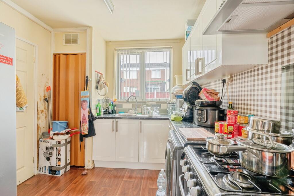 Additional image 11 of Chichester Close, Burnley, BB10