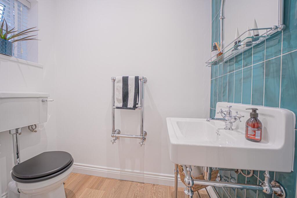 Additional image 16 of Besbury Close, Dorridge, B93