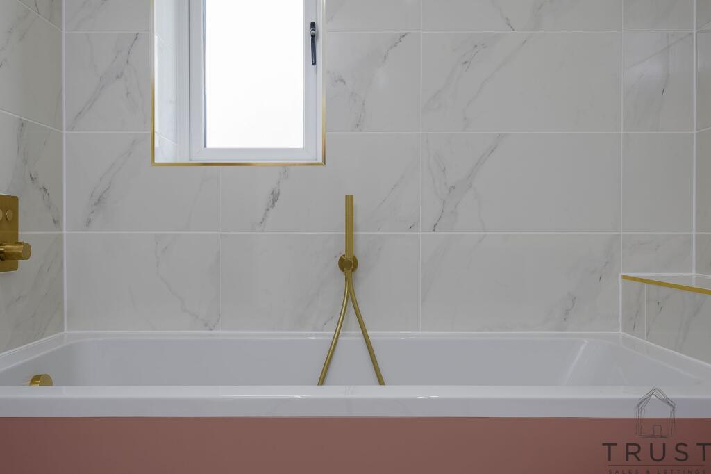 Additional image 5 of Hillside View, Drighlington, BD11