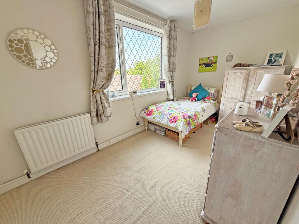 Additional image 14 of Haslucks Green Road, Majors Green, Shirley, B90 1DE