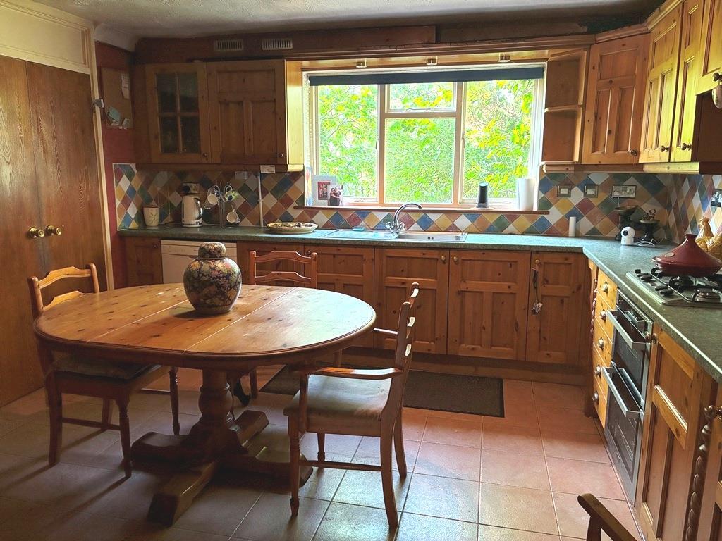 Additional image 12 of Falcon Crescent, Bidford-On-Avon, Alcester