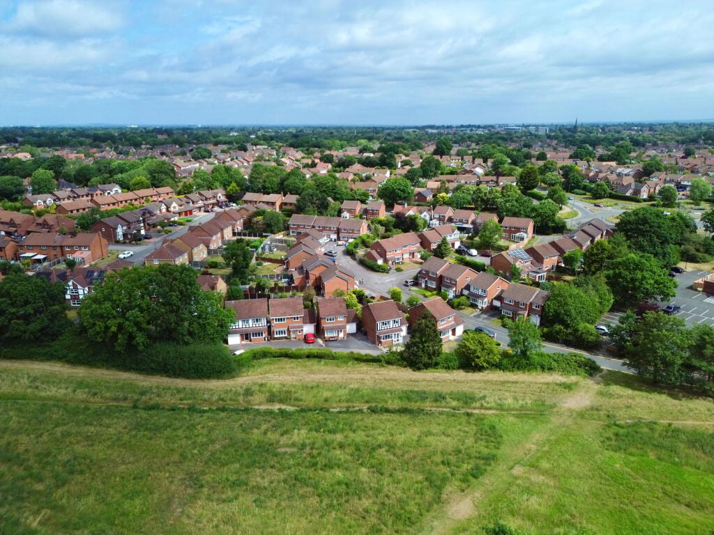 Additional image 21 of Knightcote Drive, Hillfield