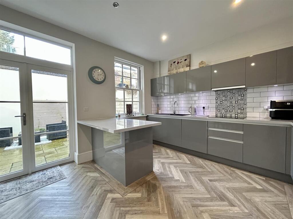 Additional image 6 of Corngreaves Road, Cradley Heath