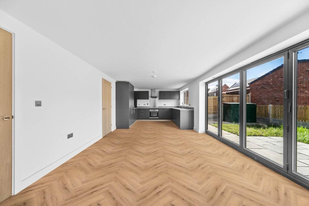 Additional image 6 of THE WHITEHALL - Dreslintone Close, Bradford