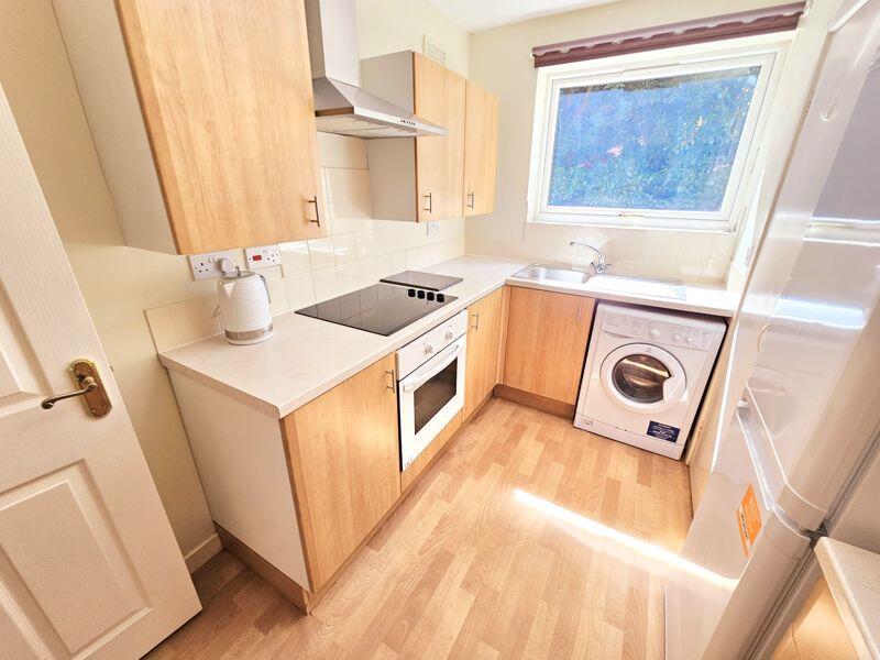 Additional image 5 of Thames Court, Manor Road, Sutton Coldfield, Birmingham, B73 6EF