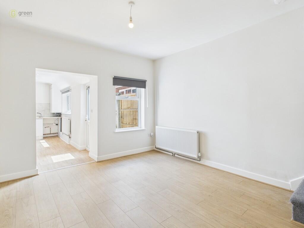 Additional image 5 of Cross Street, Kettlebrook