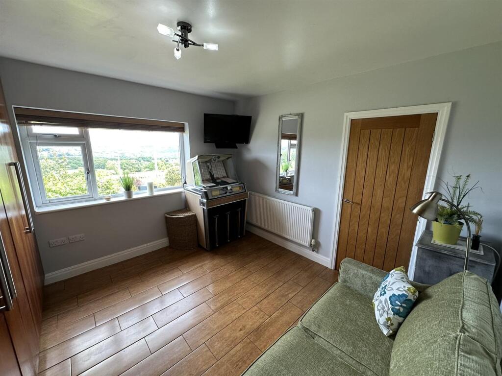 Additional image 21 of Moor View Drive, Bingley