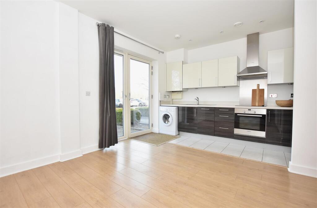 Additional image 3 of Victoria Bridge Road, Bath