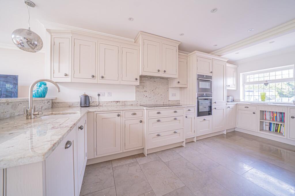 Additional image 2 of Whitefields Road, Solihull, B91