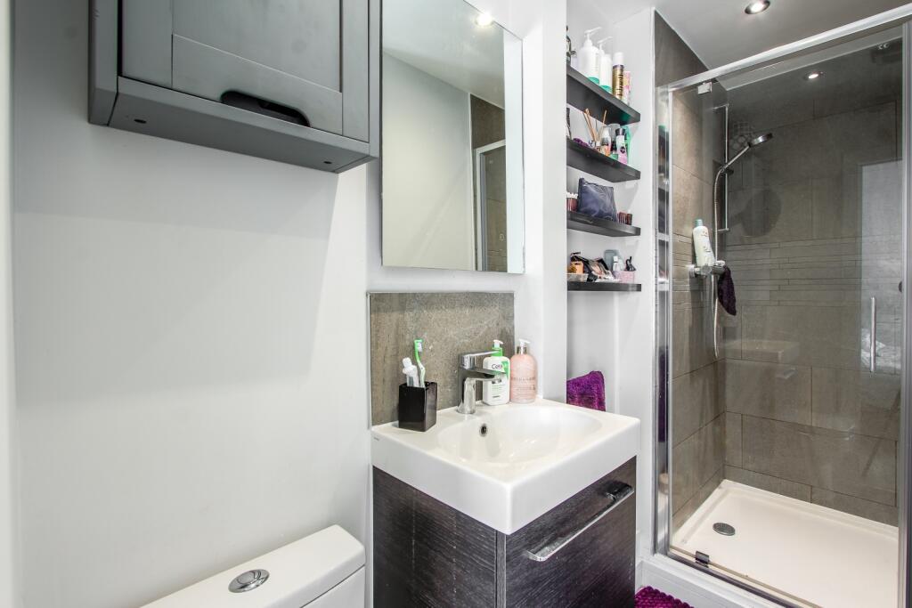 Additional image 7 of Flat 7 Central House, Church Street, Yeovil