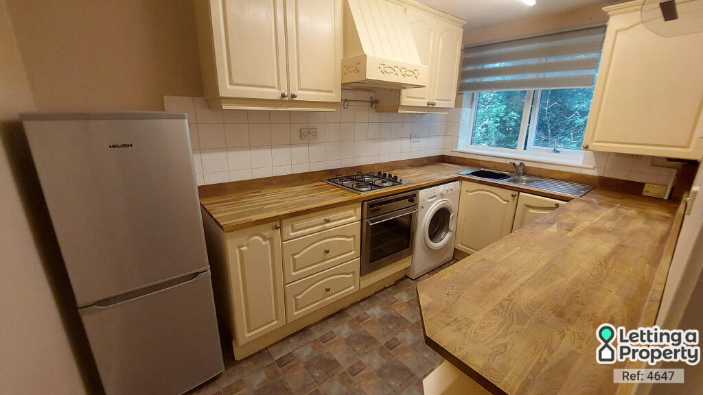 Additional image 2 of Cheswick Green, Solihull, B90 4JY