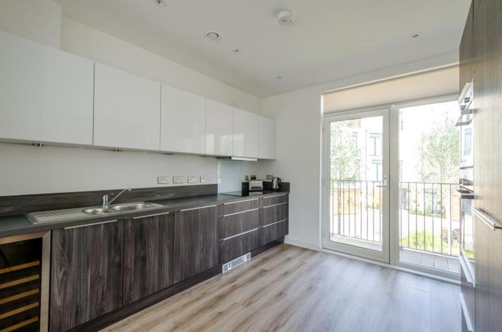 Additional image 12 of Victoria Bridge Road, Bath, BA2