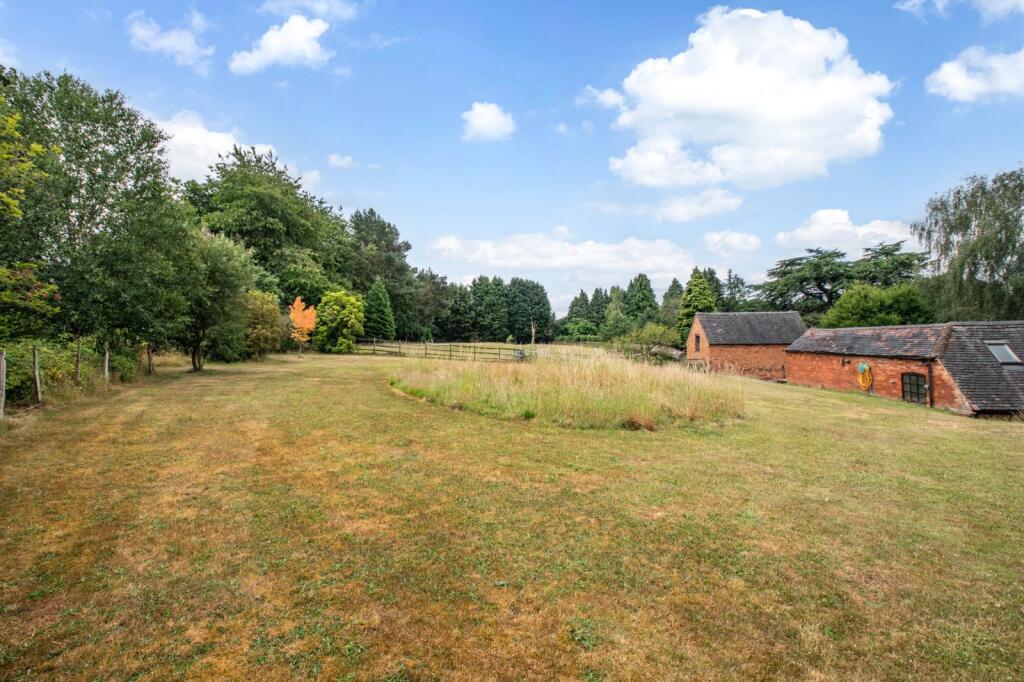 Additional image 25 of Valley Road, Bournheath, Bromsgrove, Worcestershire, B61