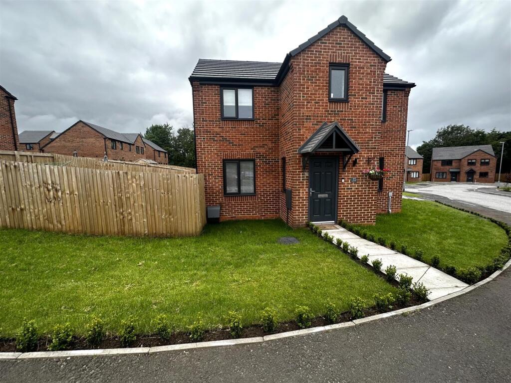 Additional image 3 of Woodview Drive, Accrington