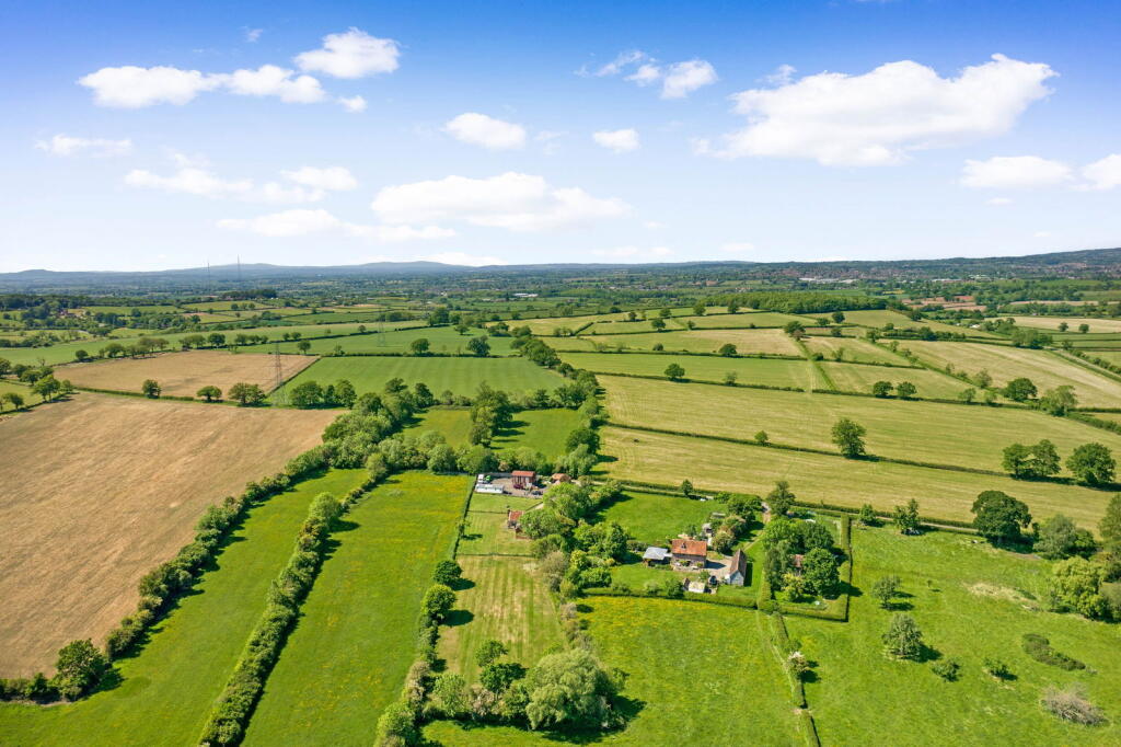 Additional image 6 of Fosters Green Cottage & Barn, Fosters Green, Lower Bentley, B60 4HY