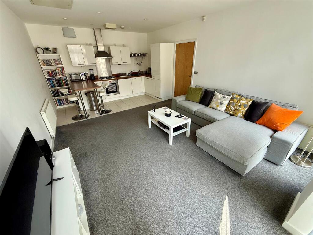 Additional image 4 of West Court, Dickens Heath, Solihull